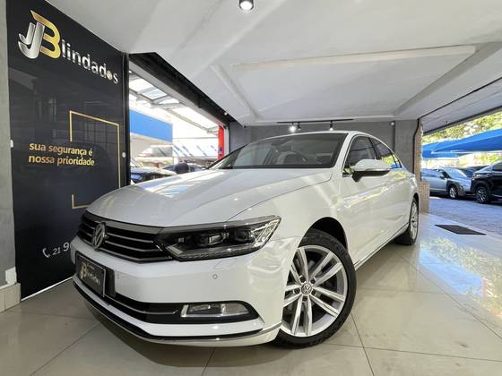VOLKSWAGEN PASSAT 2.0 16V TSI BLUEMOTION GASOLINA HIGHLINE 4P DSG VOLKSWAGEN PASSAT 2.0 16V TSI BLUEMOTION GASOLINA HIGHLINE 4P DSG